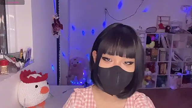 Snapshot of Tieu-May chatting on March 4, 2026, 7:36 am Tieu-May online show from March 4, 2026, 7:36 am