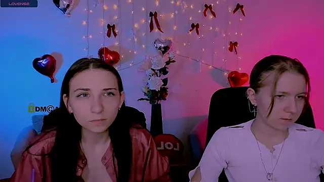 sweetie chloe  online show from March 22, 2026, 8:12 pm