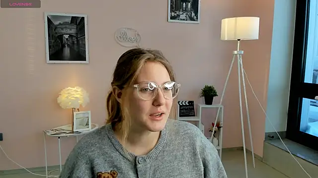 Snapshot of MaragretHathway chatting on January 11, 2026, 6:29 am MaragretHathway online show from January 11, 2026, 6:29 am