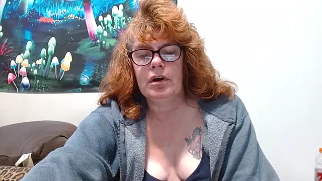 Snapshot of ladylavende3 chatting on April 1, 2026, 3:20 pm ladylavende3 online show from April 1, 2026, 3:20 pm