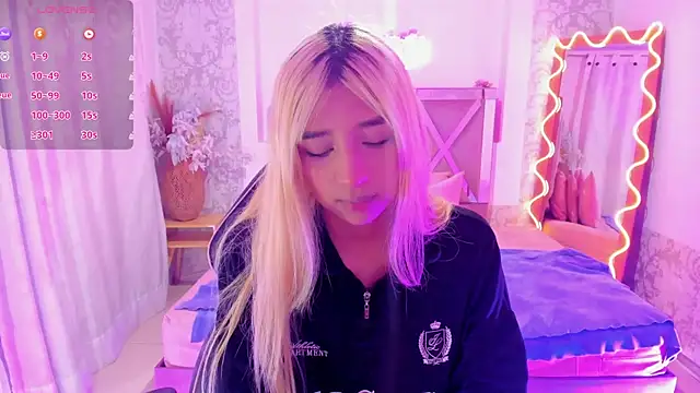 IRINA TAY1 online show from April 12, 2026, 3:33 am