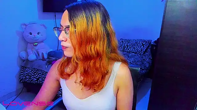 Snapshot of lillykittyyy chatting on January 13, 2026, 9:42 pm lillykittyyy online show from January 13, 2026, 9:42 pm