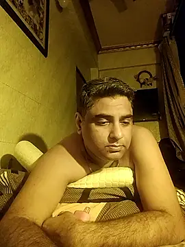 Snapshot of hardnhornybull chatting on January 11, 2026, 9:53 pm hardnhornybull online show from January 11, 2026, 9:53 pm