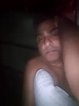 hardnhornybull online show from March 25, 2026, 8:04 pm