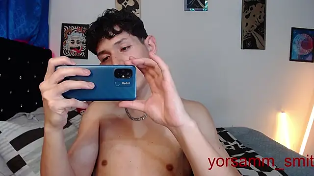 Snapshot of yorsamm_smit chatting on April 27, 2026, 12:41 am yorsamm smit online show from April 27, 2026, 12:41 am