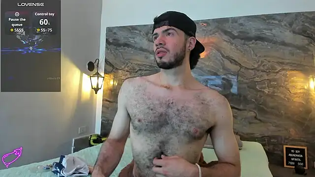 Snapshot of VelloTouch chatting on March 3, 2026, 4:29 am VelloTouch online show from March 3, 2026, 4:29 am