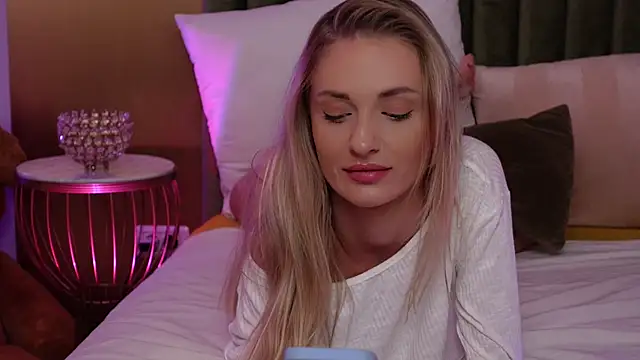 AmeliaAngel online show from February 21, 2025, 10:39 am