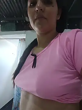 zaraluxx1 online show from February 27, 2026, 5:46 pm