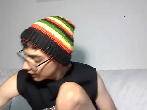 Colombian0baby online show from January 10, 2026, 10:36 pm