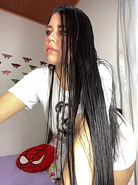 sophyy white online show from May 21, 2026, 10:28 pm
