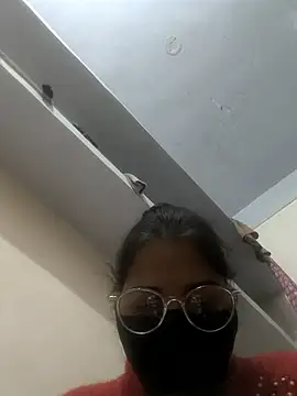 MONIKA BIGG55A online show from January 12, 2026, 10:53 am