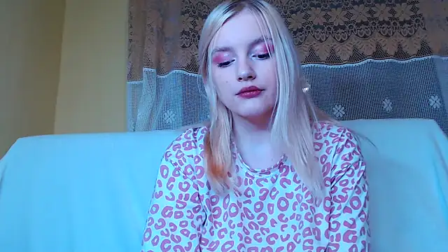 Snapshot of Dami1820 chatting on January 9, 2026, 6:21 pm Dami1820 online show from January 9, 2026, 6:21 pm