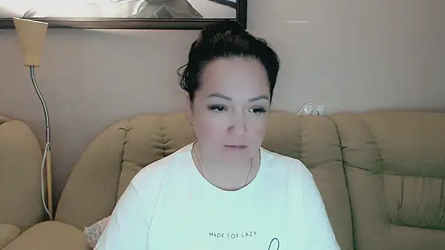 infinity loveliness online show from November 10, 2025, 7:07 am