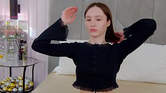 SouthLily online show from January 11, 2026, 1:32 am