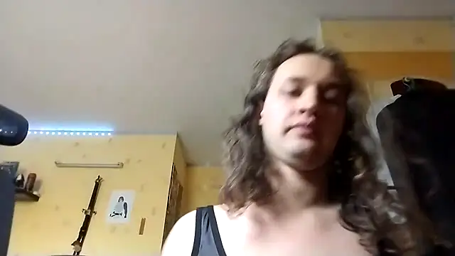 Snapshot of julialafemboy59 chatting on February 26, 2026, 9:30 am julialafemboy59 online show from February 26, 2026, 9:30 am