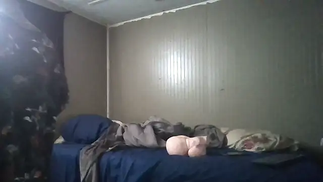 Quuwavve online show from March 23, 2026, 3:10 am