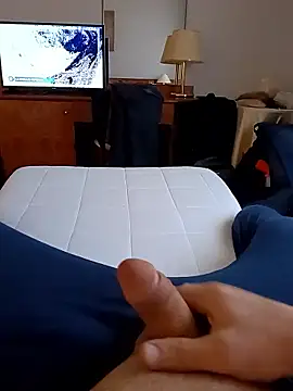 Snapshot of GrowledTyndale chatting on January 11, 2026, 1:05 pm GrowledTyndale online show from January 11, 2026, 1:05 pm