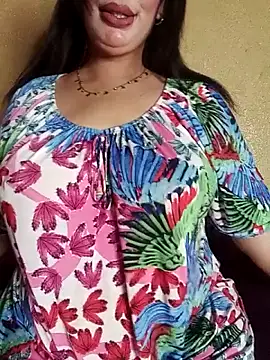 Snapshot of charmoutak_nada chatting on May 17, 2026, 9:00 pm charmoutak nada online show from May 17, 2026, 9:00 pm