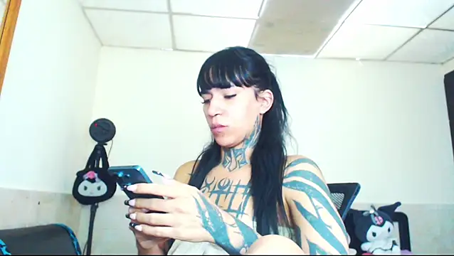 Snapshot of jazmin_wolf chatting on May 22, 2026, 5:18 pm jazmin wolf online show from May 22, 2026, 5:18 pm