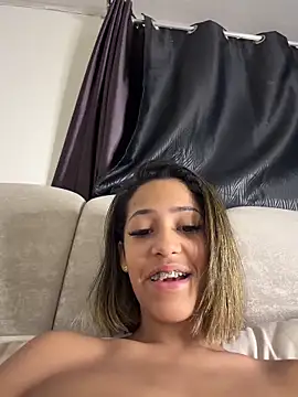 Snapshot of vicky_bass_ chatting on June 29, 2026, 12:06 am vicky bass online show from June 29, 2026, 12:06 am