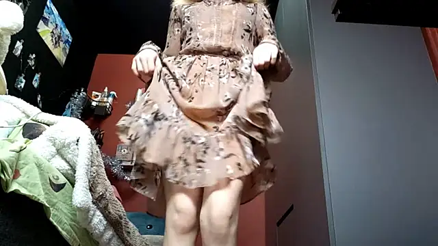 TiaraHenegan online show from January 13, 2026, 7:13 am