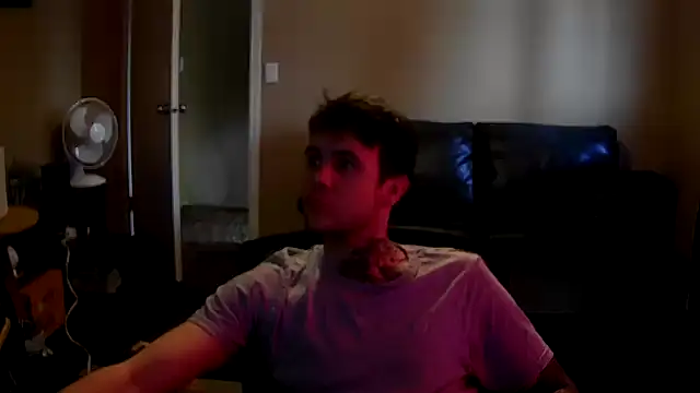 skateboardskate online show from January 10, 2026, 5:48 pm