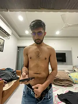 akash349797 online show from January 9, 2026, 9:56 am