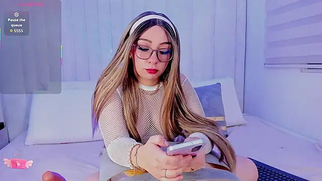 Snapshot of nicol_moons chatting on January 15, 2026, 4:39 am nicol moons online show from January 15, 2026, 4:39 am