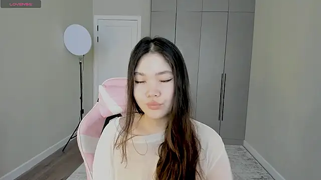 Aiko mainee online show from February 22, 2026, 3:18 am