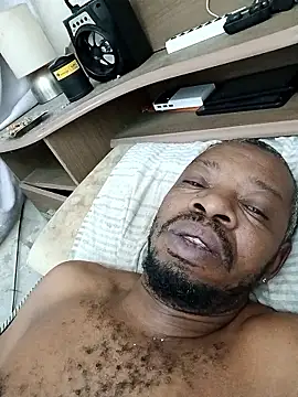 Snapshot of Negaomalinha1 chatting on January 6, 2026, 7:39 pm Negaomalinha1 online show from January 6, 2026, 7:39 pm