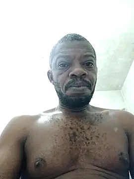 Negaomalinha1 online show from April 16, 2026, 2:29 pm