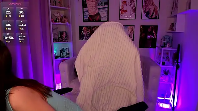 Layla Bloom online show from February 25, 2026, 5:44 pm