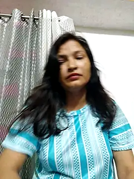 Snapshot of Priyaa_1433 chatting on June 19, 2026, 3:00 am Priyaa 1433 online show from June 19, 2026, 3:00 am