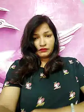 Snapshot of Priyaa_1433 chatting on July 7, 2026, 11:03 am Priyaa 1433 online show from July 7, 2026, 11:03 am