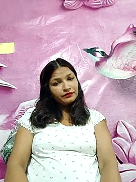 Snapshot of Priyaa_1433 chatting on July 8, 2026, 1:15 pm Priyaa 1433 online show from July 8, 2026, 1:15 pm
