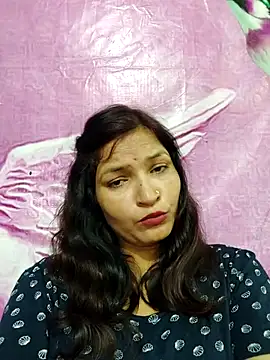 Snapshot of Priyaa_1433 chatting on July 11, 2026, 9:45 am Priyaa 1433 online show from July 11, 2026, 9:45 am