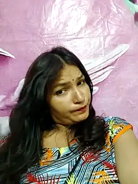 Snapshot of Priyaa_1433 chatting on July 17, 2026, 5:40 pm Priyaa 1433 online show from July 17, 2026, 5:40 pm
