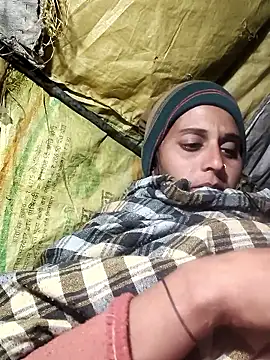 Snapshot of Bhavna8080 chatting on January 13, 2026, 6:13 pm Bhavna8080 online show from January 13, 2026, 6:13 pm