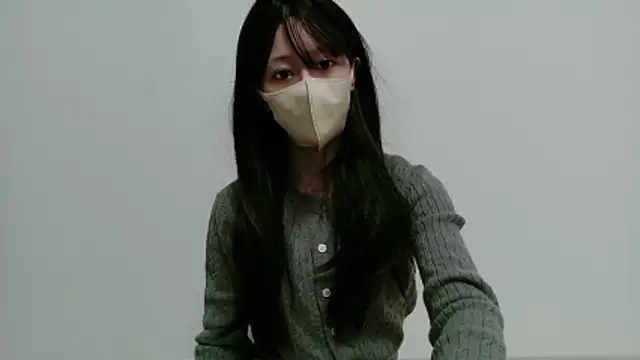 Risa 2251 online show from January 16, 2026, 6:06 am