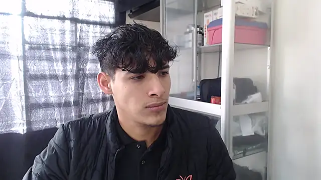 MaxStar26 online show from February 2, 2026, 12:26 pm