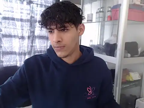 MaxStar26 online show from February 9, 2026, 12:42 pm