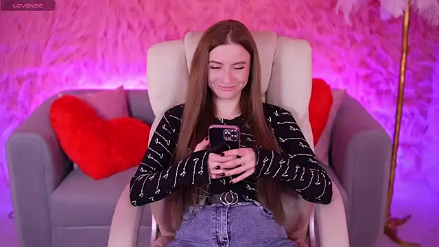 AlexaFleur online show from March 6, 2026, 8:11 am