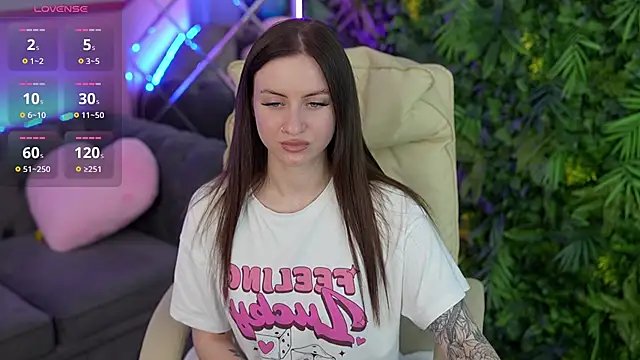 AlexaFleur online show from June 3, 2026, 12:52 pm