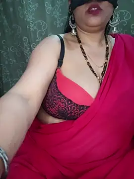 Hot-BHABHI696 online show from April 5, 2026, 7:55 pm