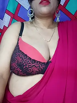 Hot-BHABHI696 online show from May 31, 2026, 6:09 pm