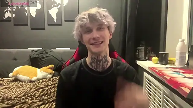 Snapshot of Mastur_Bister chatting on January 14, 2026, 9:20 pm Mastur Bister online show from January 14, 2026, 9:20 pm