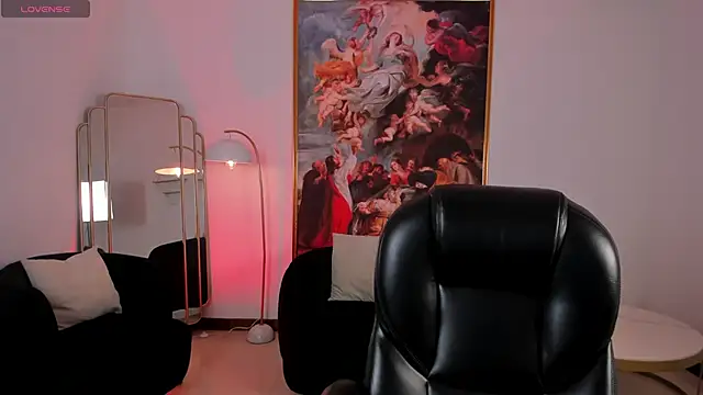 KayraLanne online show from April 19, 2026, 3:50 am