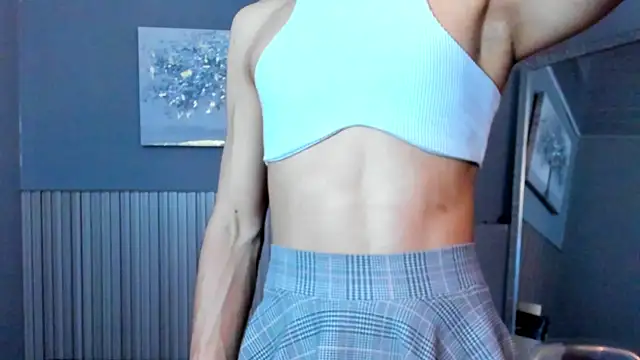 vicky fant4sy online show from April 14, 2026, 1:50 pm