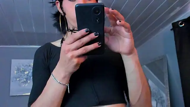 vicky fant4sy online show from April 18, 2026, 2:10 pm