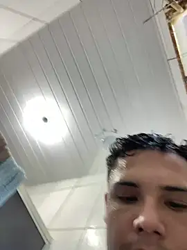 Wellington00  online show from January 14, 2026, 9:09 pm